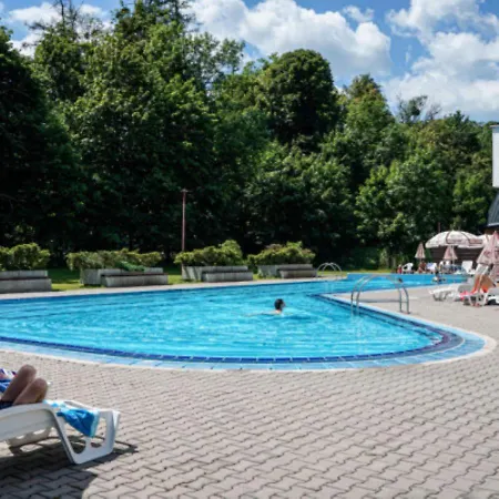 Belaria - Wellness, Bazén 3*
