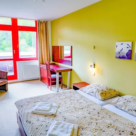 Belaria - Wellness, Bazen
